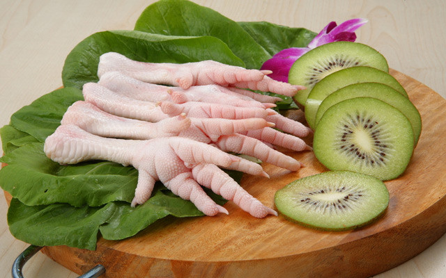 【鸡爪】的功效与作用_【鸡爪】的营养价值_食材百科