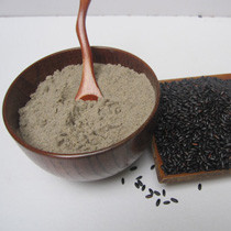 五谷杂粮：面粉类：【黑米面】的功效与作用_【黑米面】的营养价值_食材百科图片