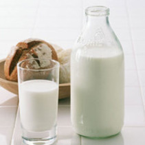 【全脂牛奶】的功效与作用_【全脂牛奶】的营养价值_食材百科